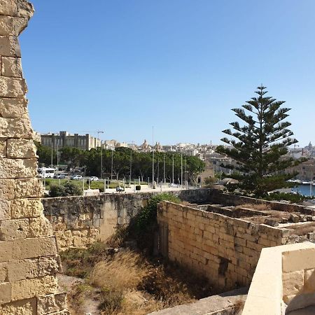 Villa Tifkira Vittoriosa Exterior foto