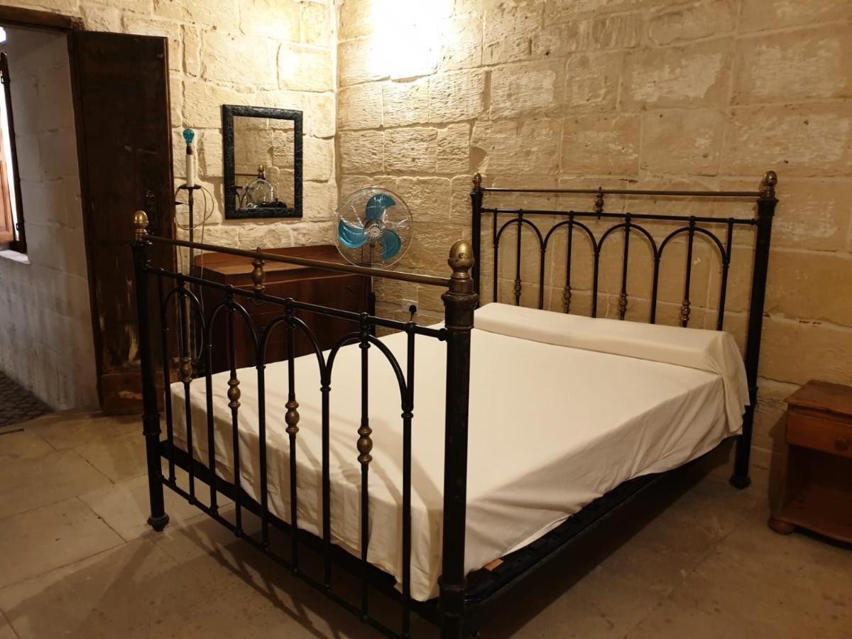 Villa Tifkira Vittoriosa Exterior foto